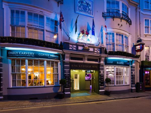 På billedet ses objektet The Royal & Fortescue Hotel beliggende i byen Barnstaple.