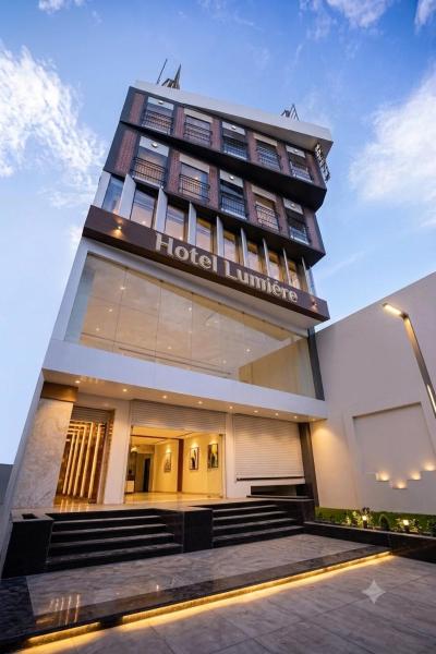 Hotel Lumiere - Erode