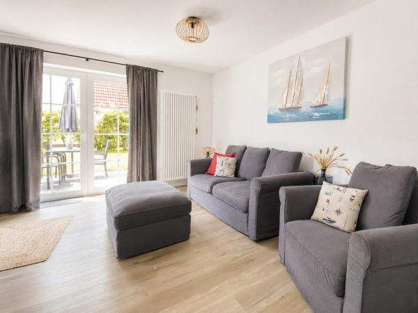 Nessmersiel, Renovierte Erdgeschosswohnung Mit Garten, In Deichnähe, Wallbox, - Baltrum