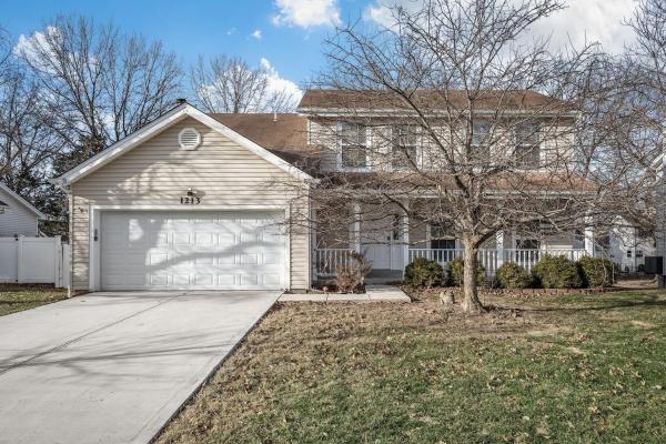 Blair's St Charles 2 Story 4 Bed 3 And A Half Bath Gameroom - O'Fallon, MO