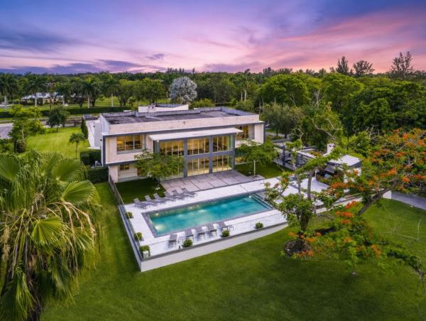 Luxury 9-bedroom Villa In Southwest Ranches With Private Pool, Jacuzzi, And Movie Theater, Sleeps 20 - Miramar, FL