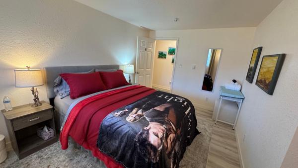 Comfy Room Near Olympic National Park - Forks, WA