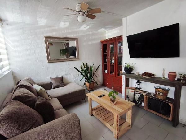 Casita Serenata, Perisur, Linea1tren, Macrobus, Crit - San Pedro Tlaquepaque