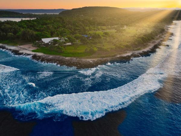 Surf 1 And Surf 2 - Port-Vila