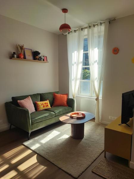 Suite Bérénice, Rétro Pop Au Cœur De La Ville - Landerneau