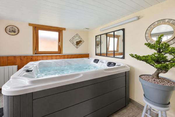 Séjour Au Calme Avec Jacuzzi Privé - Mayenne