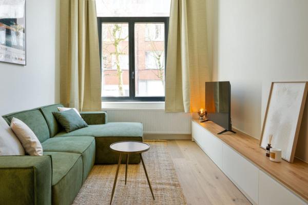 1 Br Apartment 2 Min From Kmska - ベルギー アントウェルペン