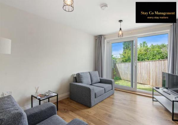 Lyter Living Oxford - 2 Bed House With Parking In Botley - Oxford