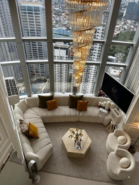Alpaca-lemon Penthouse - Manila