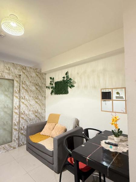 Near Moa Shore Residences Tower D 1bedroom - Manila