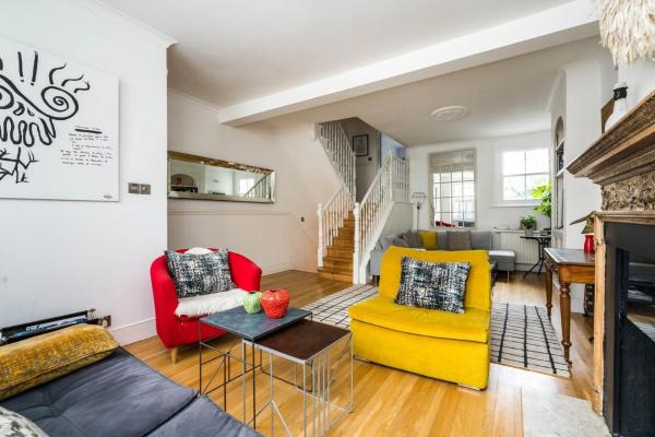Stunning 4 Bedroom Home W/garden In Fulham - Chelsea