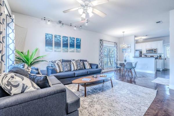 Spacious 3br Downstairs Home Near Tcu Fort Worth - Ryan Place - Fort Worth