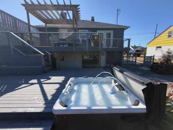 3 Bedroom Beach Oasis - Hot Tub - Pet Friendly - Ecola State Park, Cannon Beach