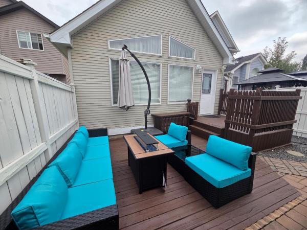 4 Bedroom Bungalow - Calgary