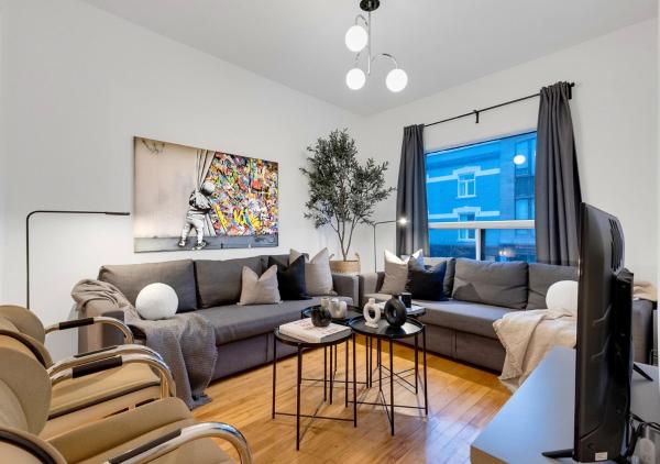 Liv Mtl Avenue Spacious 3br Rooftop Suite Near Downtown Montreal - Montreal