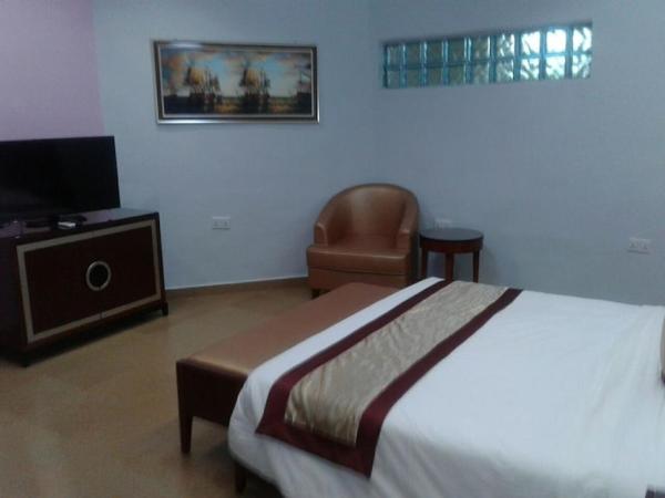 Aug Best Mega Hotel - Lagos