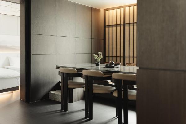 Estir Sinsa - Seoul