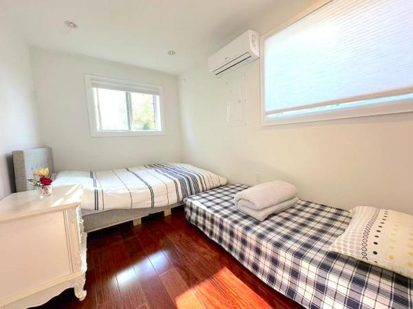 Bright & Cozy 2-bed Room Close To Ubc, Transit, Beach And Downtown - Vancouver Island