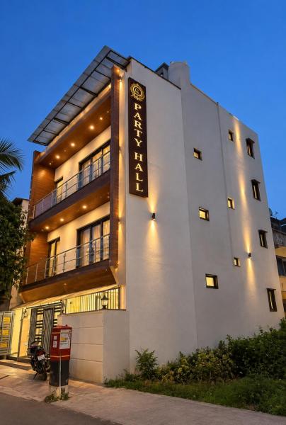 Royal Mumbai 4bhk Residence - Mumbai