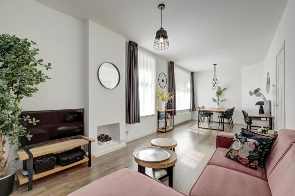 Haagshuisje- Eigen Appartement, Dichtbij Alles, Stijlvol - Delft