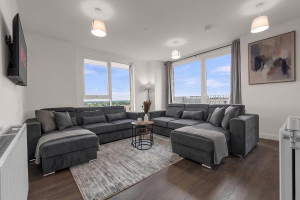 Luxury Flat - Sleeps 6 - Balcony - 10 Min To Wembley - Watford