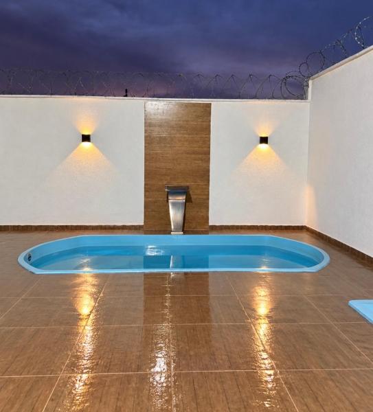 Casa De Praia Em Guriri Com Piscina Privativa E Churrasqueira - São Mateus