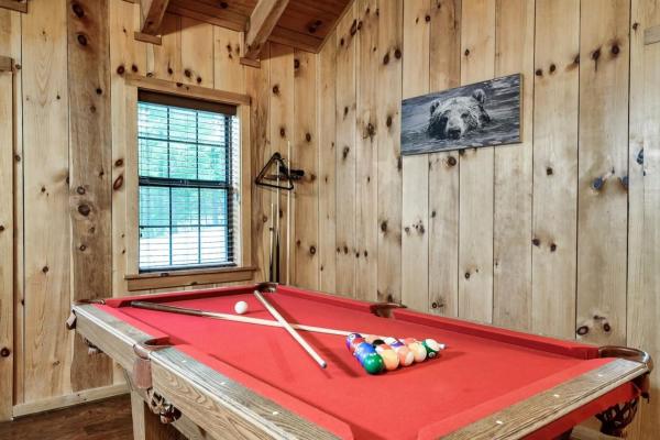 Moonshine Holler Pool Table Hottub Gburg Pigeon Forge 8 Miles - Gatlinburg, TN