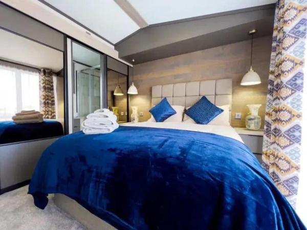 Marina Bay Lodges - Peterhead