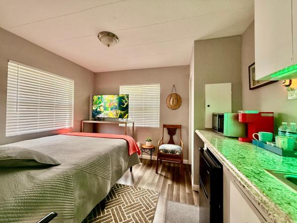 Cozy Room With Private Entry And Bathroom Pga Blvd - Jupiter, FL