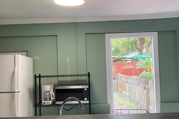 Downtown Sarasota House 3br,2ba, Pet-friendly,6ppl - Sarasota, FL
