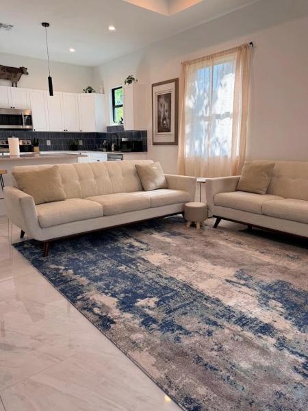 Coastal Naples Retreat 3 Miles To The Beach New! - Naples, FL