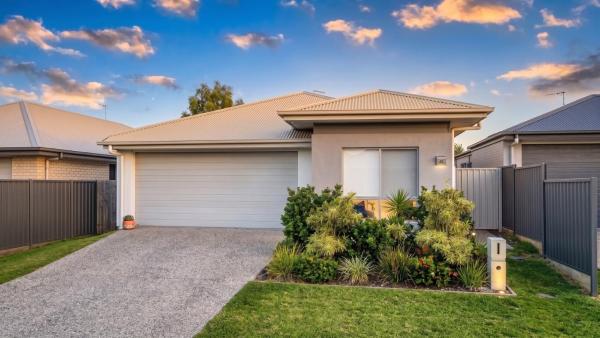 Spacious 5bdr Brisbane-gold Coast Hub - Logan Village