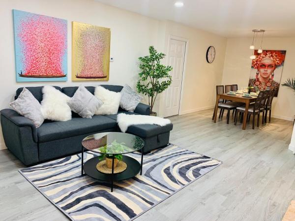 Spacious 3br House Near Downtown - Garage Parking - Vancouver