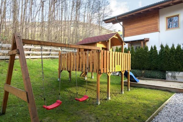 Gemütliches Ferienhaus Im 5 Schlafzimmer 4 Bäder - Kaprun