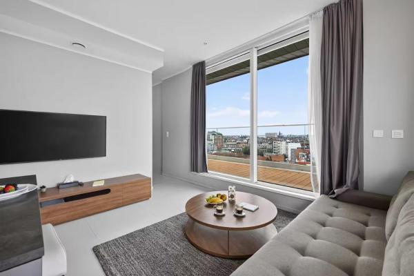 Penthouse 2bdr With 160 Midi 33 By Reside - Anderlecht