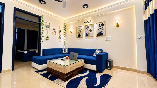 Bluehaven Stay Stylish 2bhk Near Vegas Mall, Dwarka - Bahadurgarh