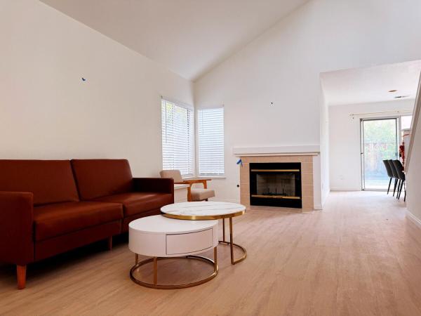 38705 Fremont Stylish Modern Home - Hayward, CA