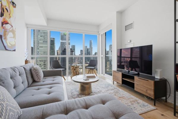 Amazing Cn Tower View 2br Condo - Downtown Toronto - Toronto