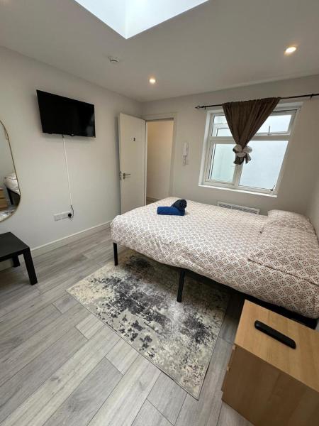 Studio Sleeps 2 Near Elephant & Castle - Croydon