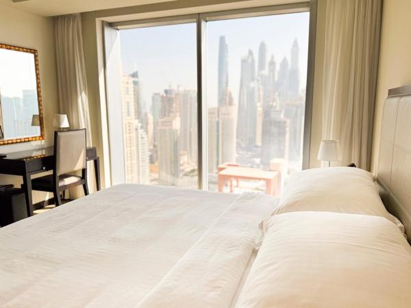 Jw Marina 1br Apartment With Amazing View And Direct Mall Access - Dubaï Marina