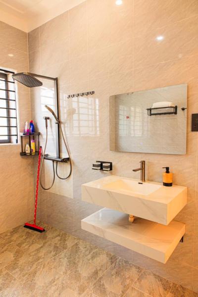 Ezer Homes - Kampala