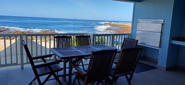 Point Village Accommodation - Linda - Mosselbaai