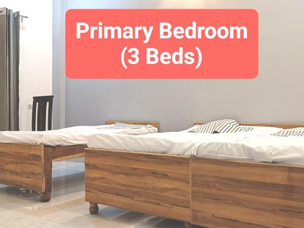 Minimalist 2bhk Air Conditioned Apartment - Varanasi