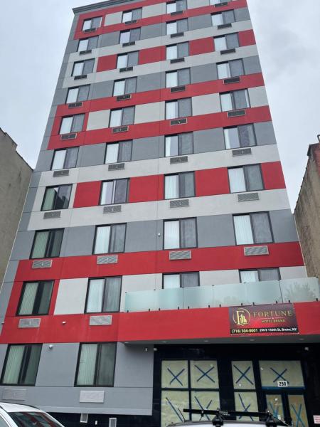 Fortune Hotel Bronx - Bronx, NY