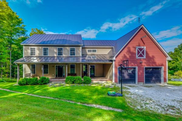 Dog-friendly Family Haven Minutes From Burlington! - Shelburne, VT