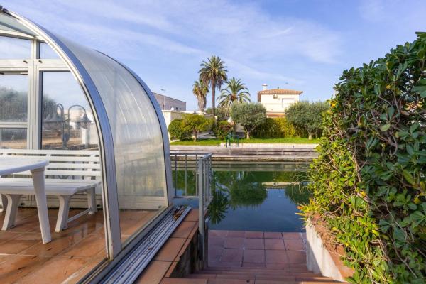 Welcs Apartamentos Falconera Con Piscina - Empuriabrava