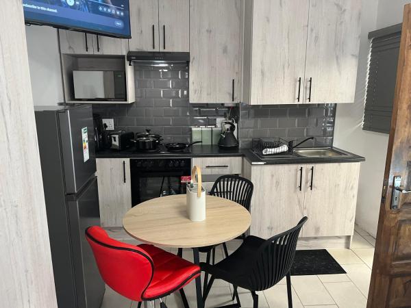 18 Aviva - Kimberley
