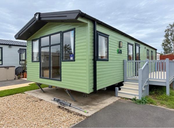 Manor Holiday Breaks & Fishing - Newark-on-Trent