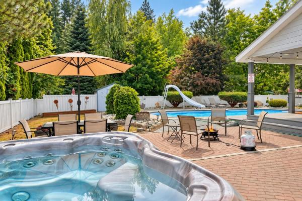 All Seasons Getaway - Leavenworth, WA