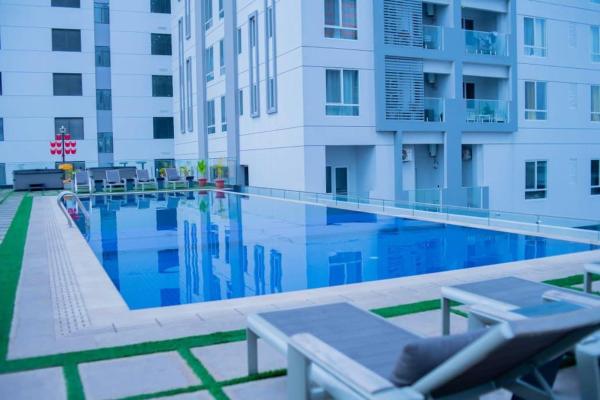 Premium 2-bedroom Apartment With Pool & Gym , Gb La Promenade - Brazzaville